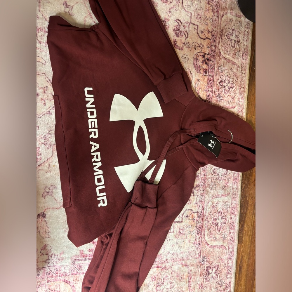 Marroon Under Armour Hoodie